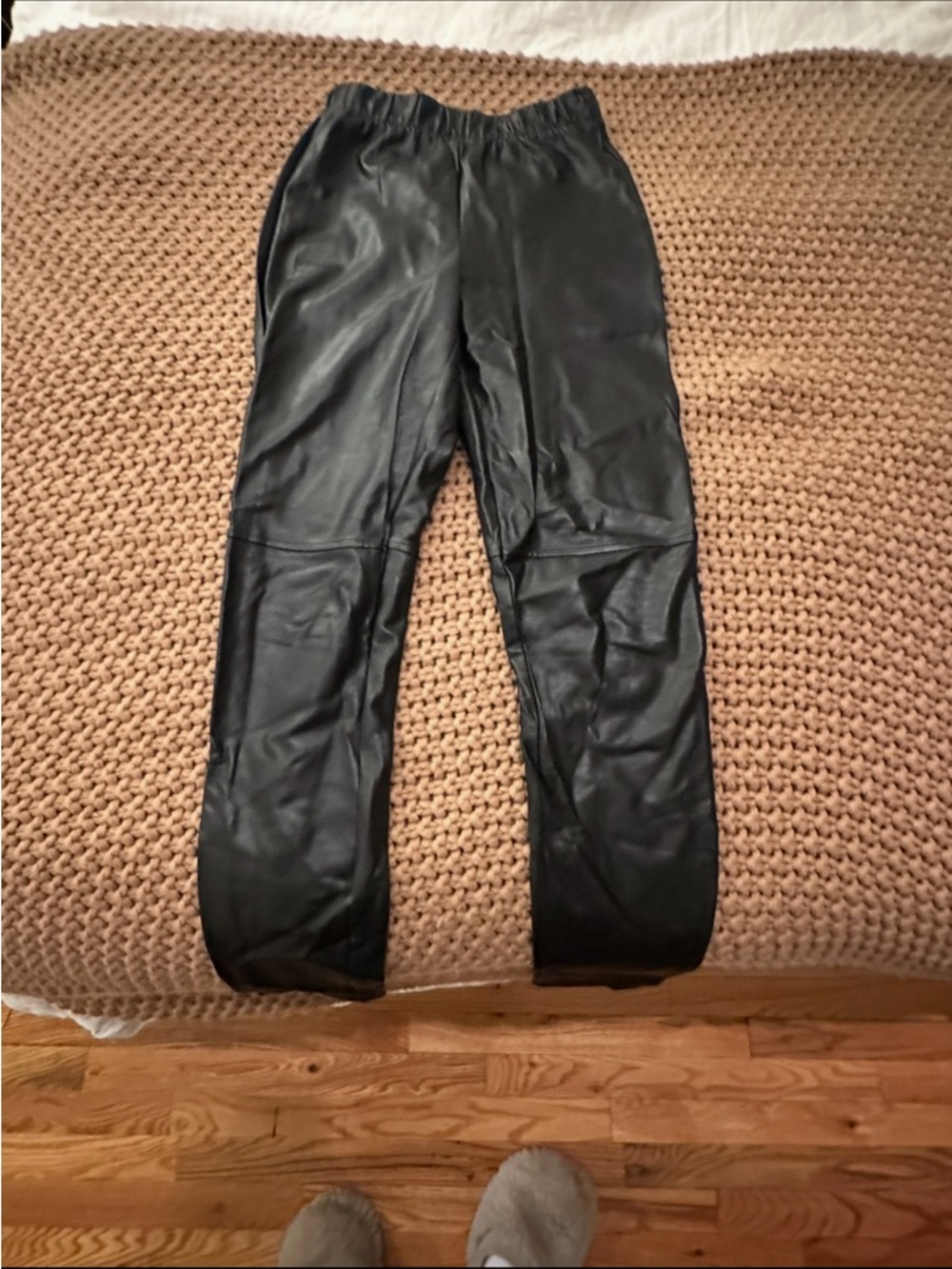 Aritzia Wilfred Black Faux Leather Pants/leggings - Elastic Waist - women’s